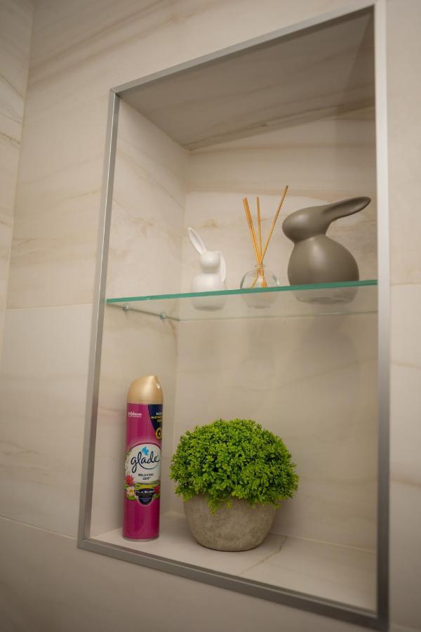 Center Candle Apartment Chişinǎu Buitenkant foto