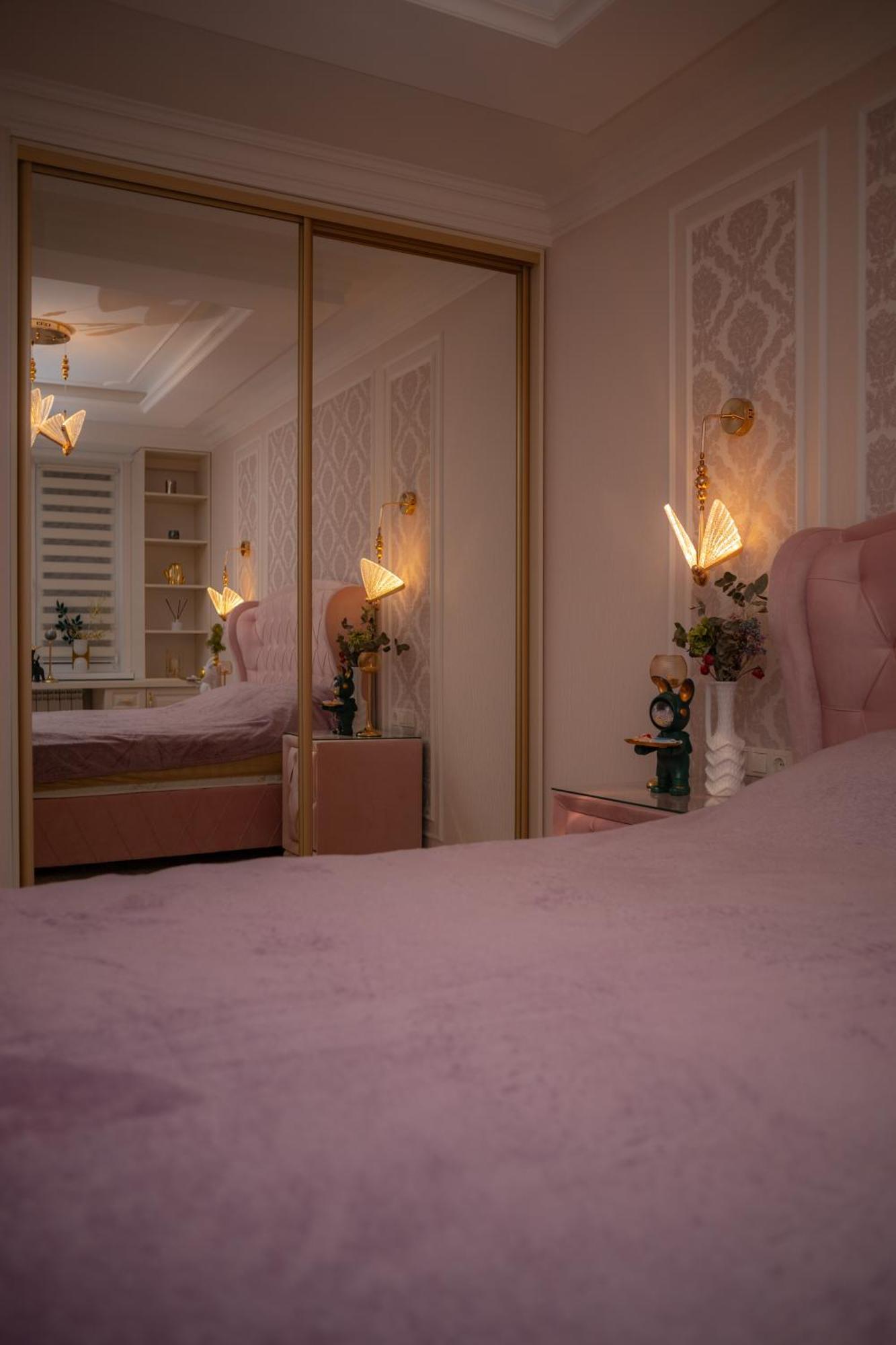 Center Candle Apartment Chişinǎu Buitenkant foto