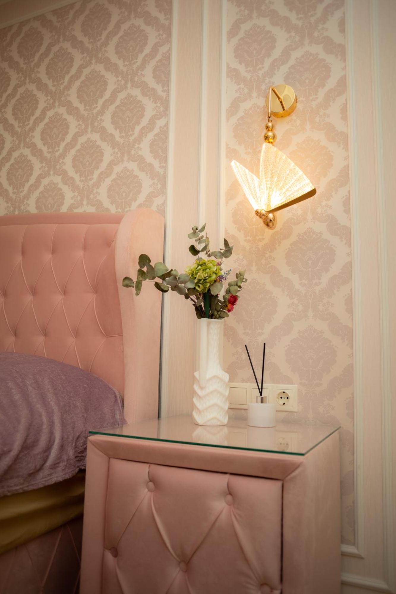 Center Candle Apartment Chişinǎu Buitenkant foto